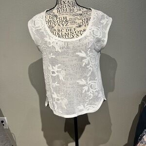 Banana Republic White Floral Lace Blouse